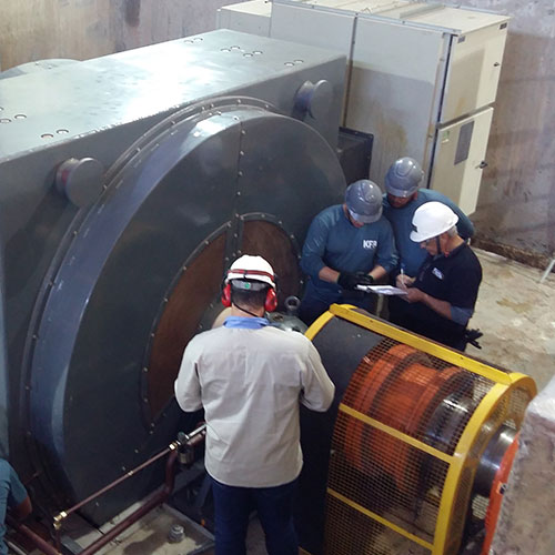 manutenção em usinas hidrelétricas